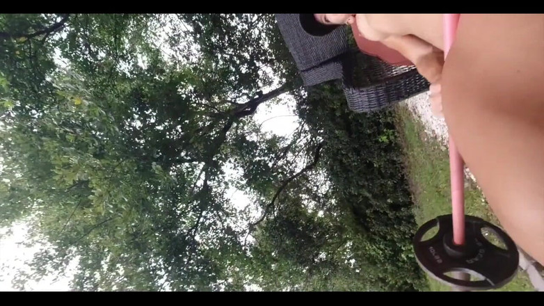 Lora Cross: Lora Cross와 Ciren Verde의 벌거벗은 운동