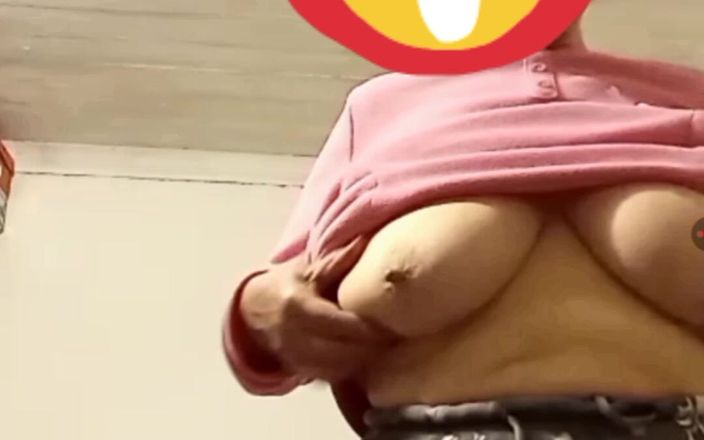 Dog4242: La abuela se calienta con el pene joven