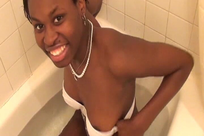 69 Italian District: Casa feita masturbação vol. 4 (filme pornô completo)