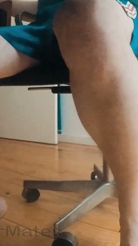 เซสชั่นชักว่าวเต็มรูปแบบของ Cummer ก่อนวัยอันควร - ไม่จําเป็นต้องใช้มือ