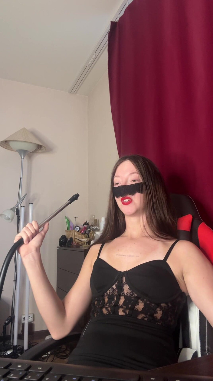 Skinny_lady69: Nie jesteś mężczyzną! Ty przegrany