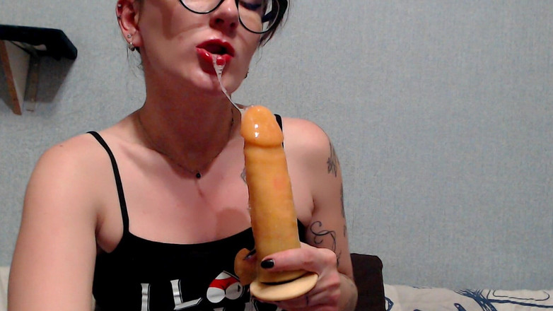 HellENXxOo: Extreem slordige keelneukpartij