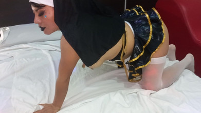 Martin13: Ibu tiri beragama Memegang Gelaran Ratu Lucah Buatan Sendiri