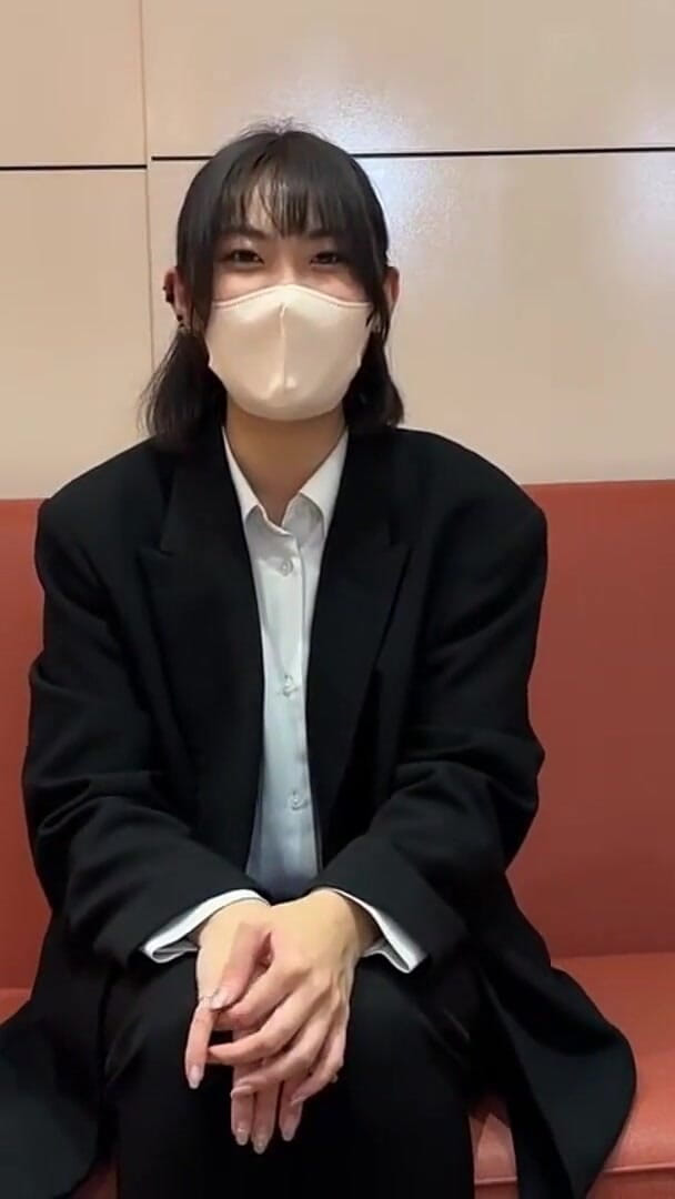 J-Girls Club: Overwhelmed by Every Sensation, She Surrenders to an Irresistible Passion...