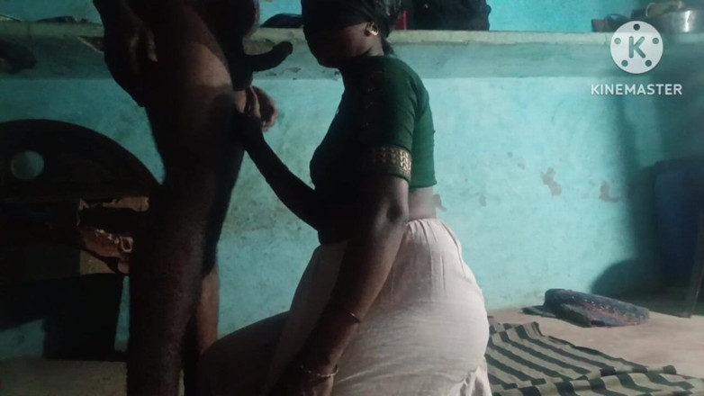 Sexyhousewife99: Village Bhabi Face Fuck Jor Jor Se Muh Me Pani...