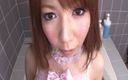 Pure Japanese adult video ( JAV): 日本のメイドは玩具で甘やかされる前に彼女の上司に素敵な手コキを与えます