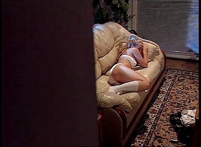 Old PIGS XXX: Pelacur muda terbangun dengan kontol keras dewasa