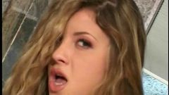 Anal seduction: Bathtime Fuck for Hot for It Teen