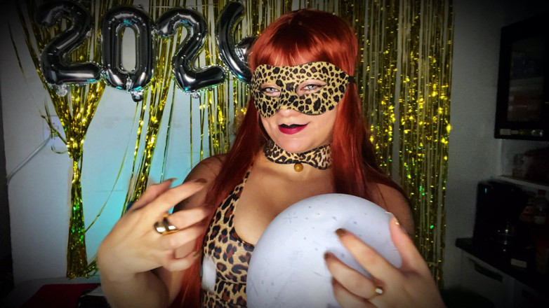 Goddess Li: Felina попает ее новогодние воздушные шары! (4K)