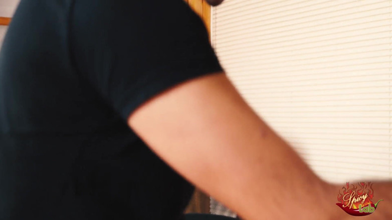 Spicy Lab Production: Cornudo le pidió a un médico que follara a su...