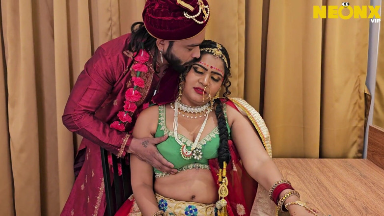 Indian Savita Bhabhi: ดุลฮา ดุลฮัน ฮันนีมูน คู่รักเดซี่