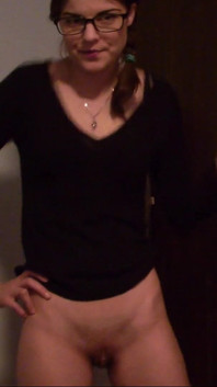 Kinky Teen Pee on the Floor and Talks About How She Feels