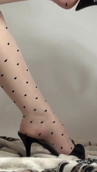 (006) Hot Shoejob Then Footjob with Cute Mules and Nylon Feet (1080p)