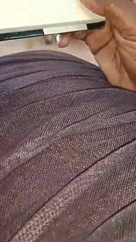 Chica universitaria masturbándose en casa -1