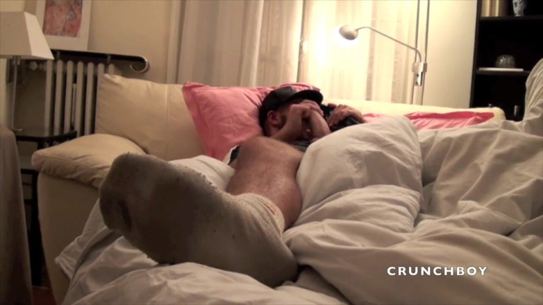 STRAIGHT BOY CURIOUS: Sneaker boy fucked by ARAB with big bulge
