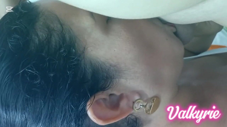 Valkyrieandluigy: 아름다운 깊은 목구멍을 빨아서 태어났어