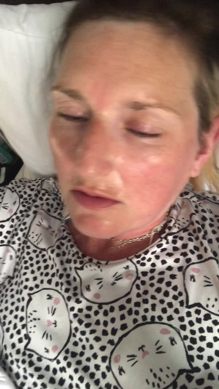 MistressWriggler: Mijn hete, bezwete orgasmegezicht met gekruiste ogen