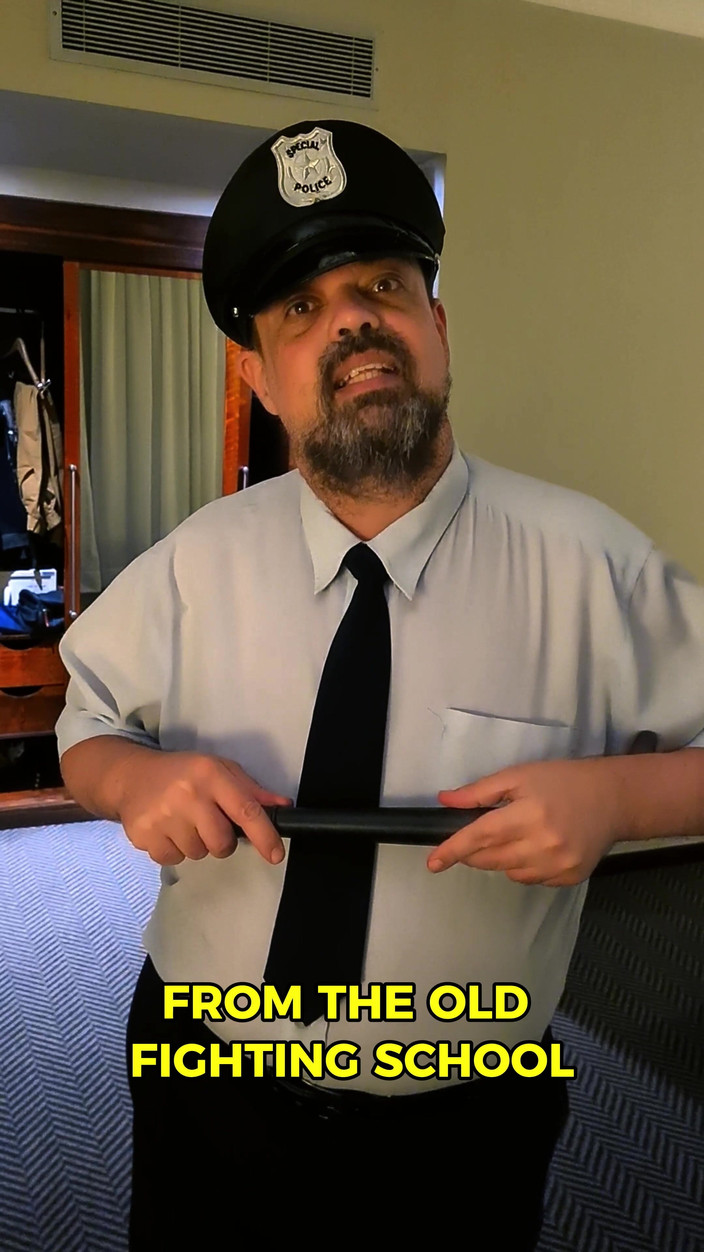 Punchbagplz: Medvědí policajt POV - uctívání a dominance