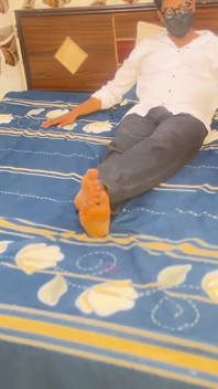 Video seks viral pasangan india dengan penutup mata lagi asik ngentot ganas sama suaminya di dapur