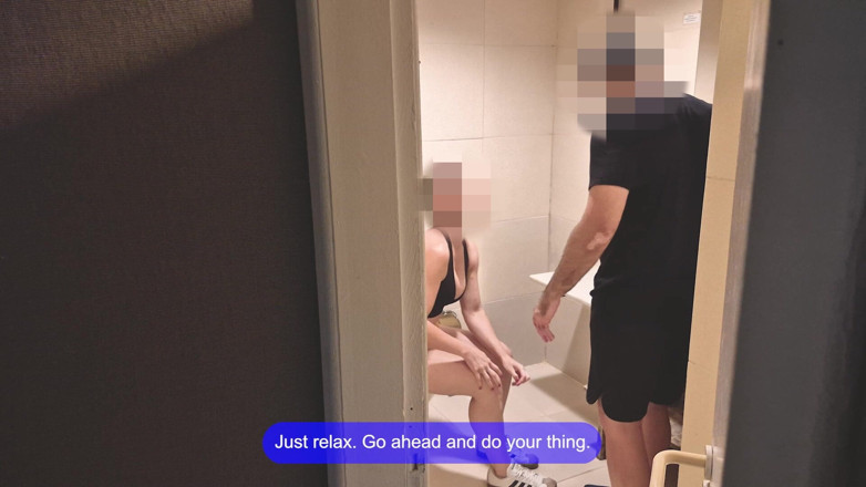 Branquinha De Leite: Surpriză la baie la sală - a fost prinsă cu curul...