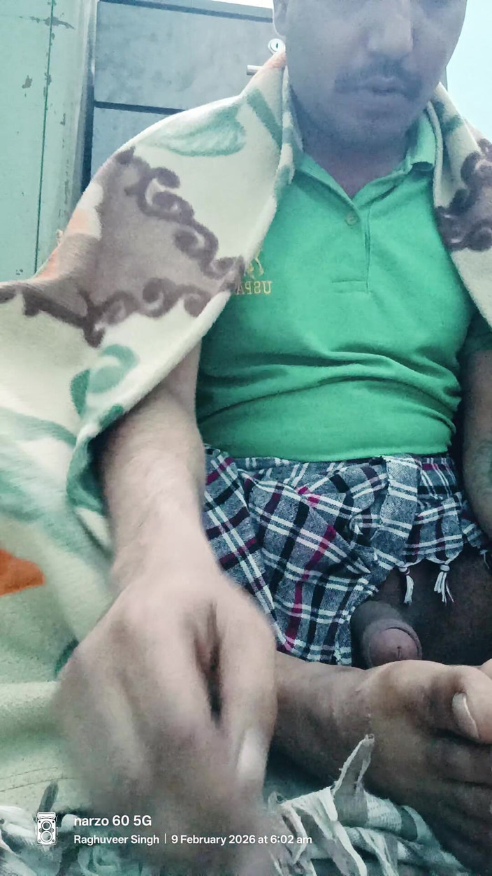 Rajasthani-old-lover: Indische politieagent legerman Desi Man