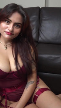 Big Tits Colombian Tiktoker Fucks Photographer for Onlyfans Raw Creampie Finish