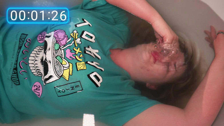 JessieHH: 내 숨을 수중 챌린지 4K 60fps 무료로 들고 있는 Sfw