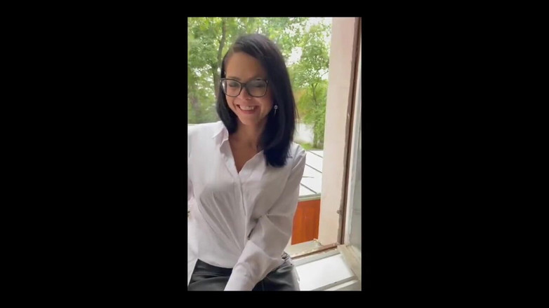 Shione Cooper: Приєднуйтесь до мене куріння і знову інтерв'ю