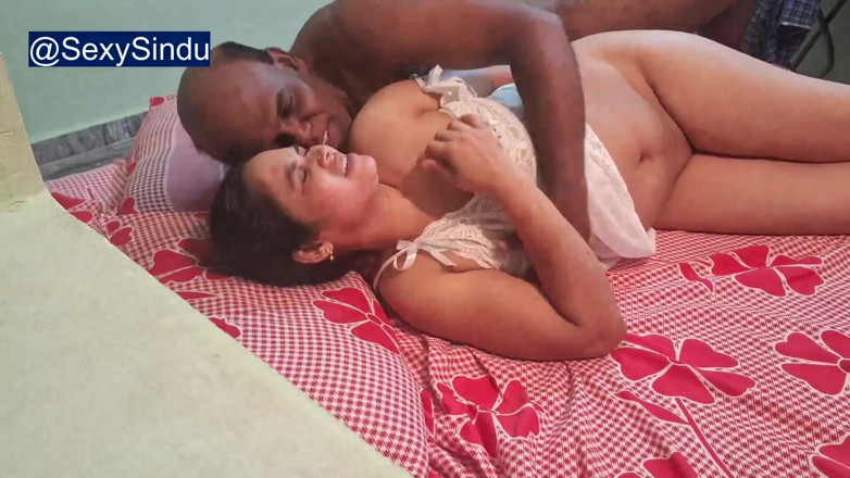 Sexy sindu: Servo del villaggio moglie porno fatto in casa