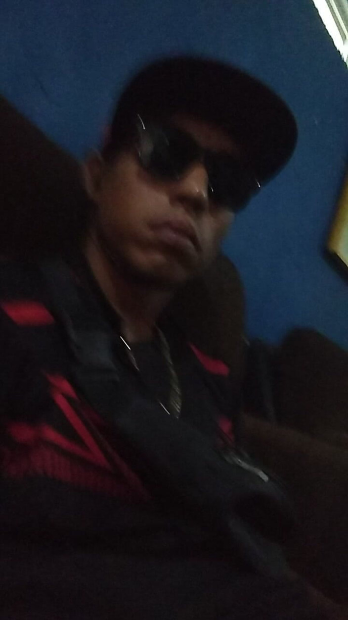 AlexAlejandro13: I Surprise You Before I Go to Work