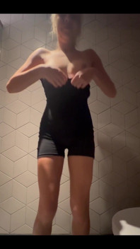 I Had to Pee on the Cruise so Bad and Since I’m Wearing a Romper, I Had to Strip Completely Naked in Order to Pee!