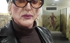 Leather'deki sarışın
