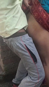 Huge Ass Indian Bhabhi Strips Saree Choli and Fucks with Devar