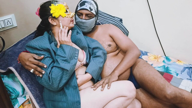 Cyan Vector32: 让我抽烟，和我做爱