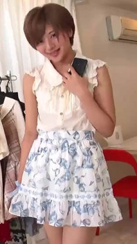 Girly Apparel Model'in kışkırtıcı yumruk sokması - ben yumruk atan bir fotoğrafçıyım!