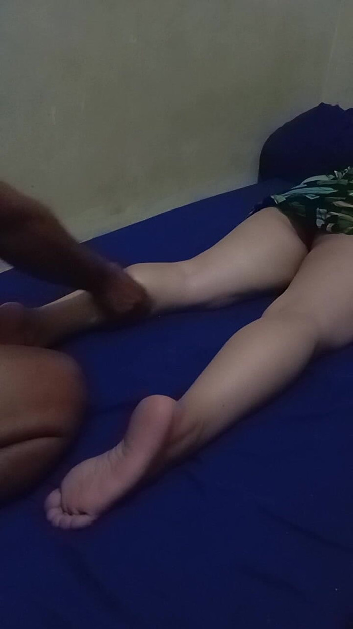 Angelina pop: Teman Istriku Memintaku Untuk Memuaskannya Dan Isttiku Menyetujuinya