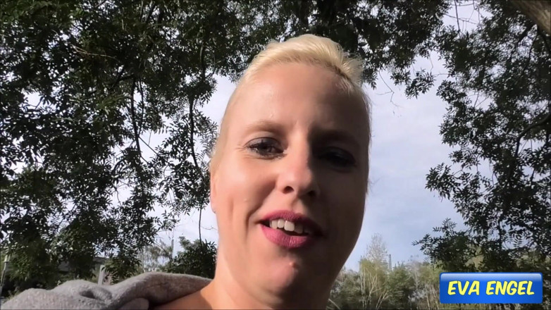 Eva Engel: Eva Engel: Barbacka knull som streethooker