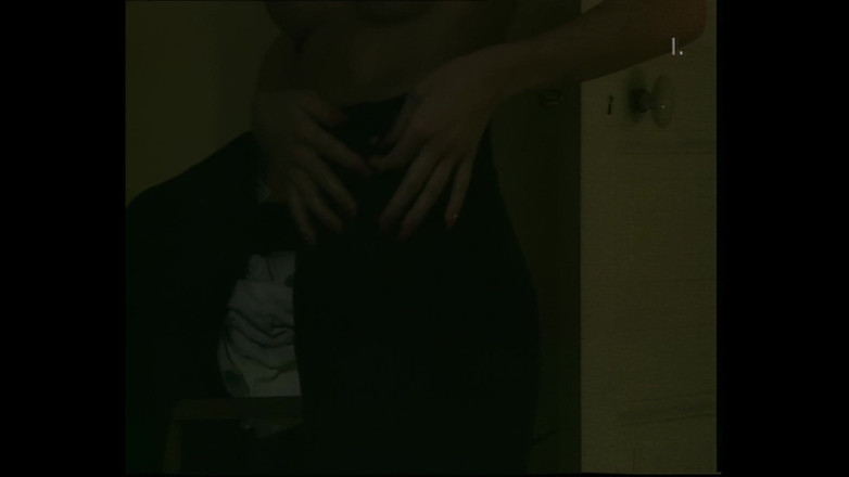 Cinema X: Schöne schöne geile MILF genießt es, einen sex mit doppelter...