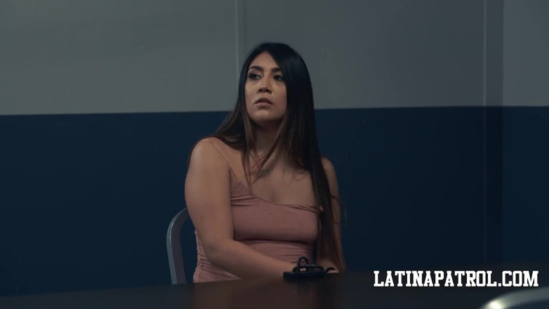 Operation Escort: Lexy Banderas - sikap disesuaikan