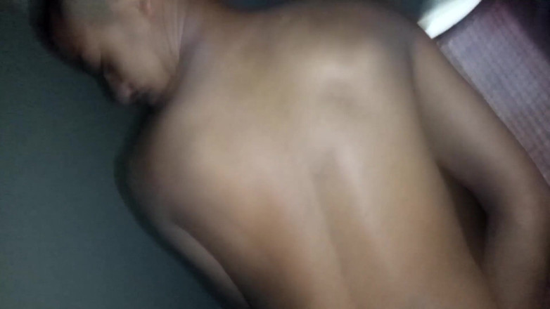 Couple 2 Black: Video 085 kembali jadi pasif lagi