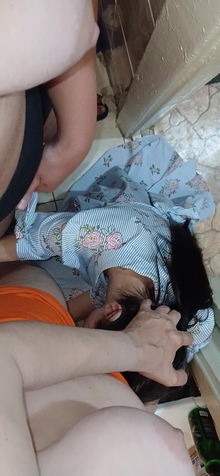 Lesbian-illusion: Наш рискованный тройничок в общественном туалете