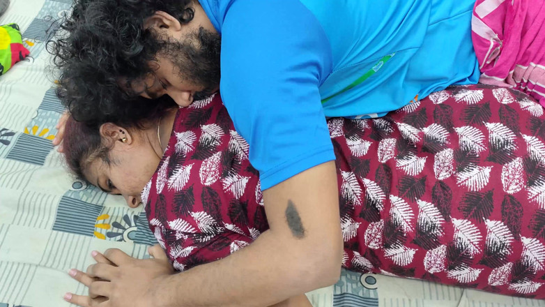 Vaishnavysharunraj: Hot Lip Lock with Ass Lick and Kiss Romance