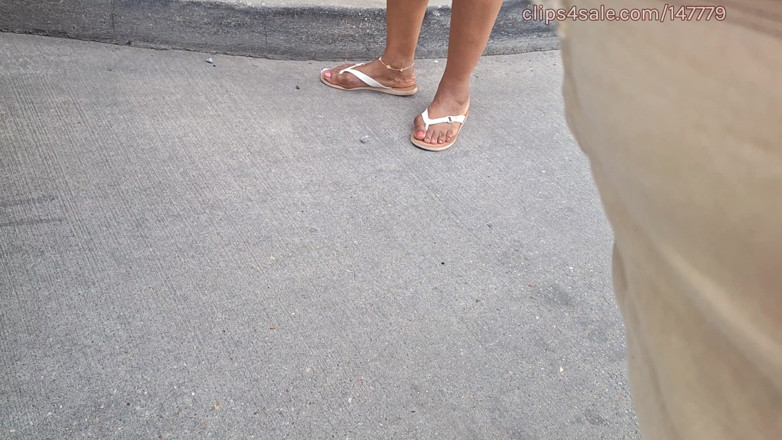 Foot Patrol: Minha melhor amiga de viagem da minha madrasta tem grandes...