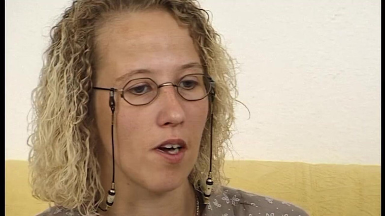 VintageXMovies: Ele fode uma dessas putas da última geração com um vibrador
