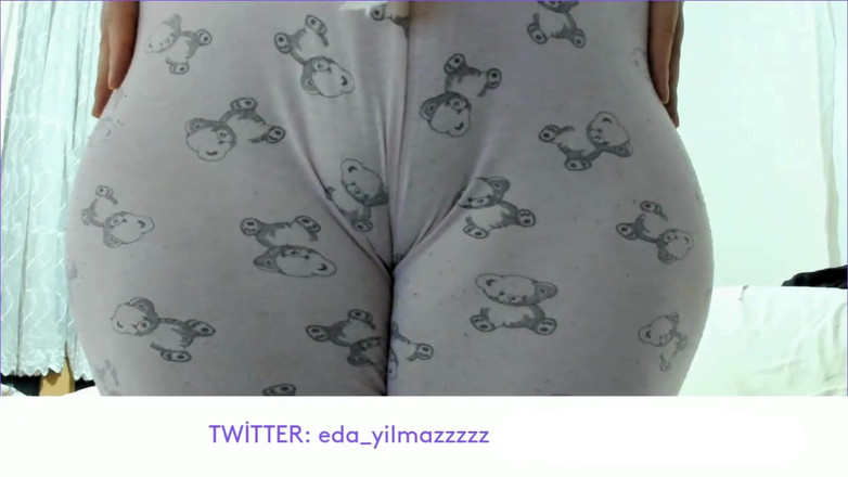 turk_milf_porno: 흑인 대물 자지에게 따먹히는 핫한 밀프
