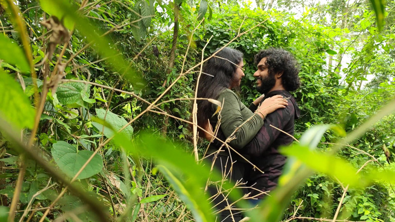 Vaigavarun45: Malayali Couple Hot Outdoor Sex in Forest, Wild Forest Outdoor...