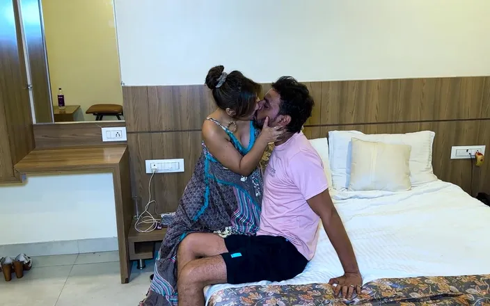 Zoyarat hore ultra: Sister-in-law Told Brother-in-law I Want to Have Sex with You