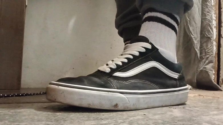 jerkofflover: Moje vans – kompilacja filmów, na których się bawię.