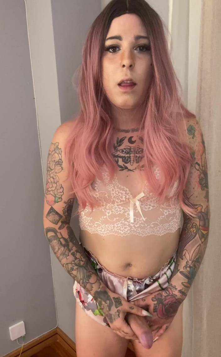 EmmaInkTrans: 我喜欢给你撸管，你喜欢吗？