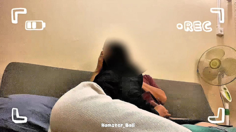 Hamster_Ball: La ragazza amatoriale del college camera ed il suo fidanzato...